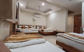 Shyamraj Hotel